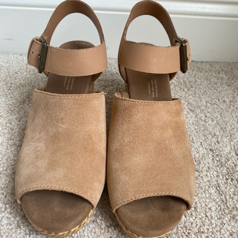 Toms Wedges